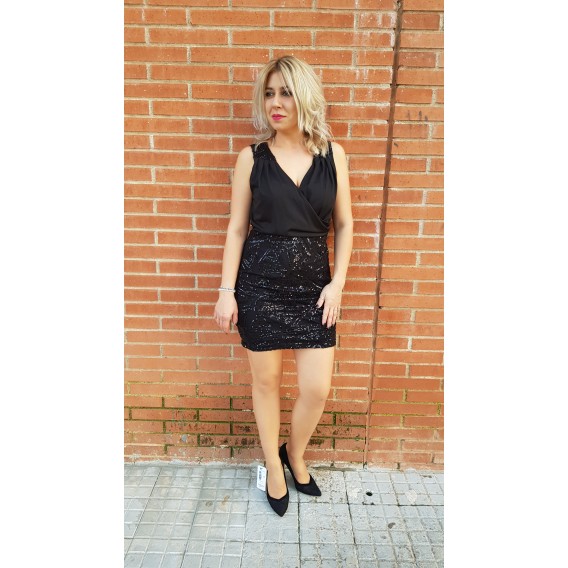 Vestido falda de lentejuelas