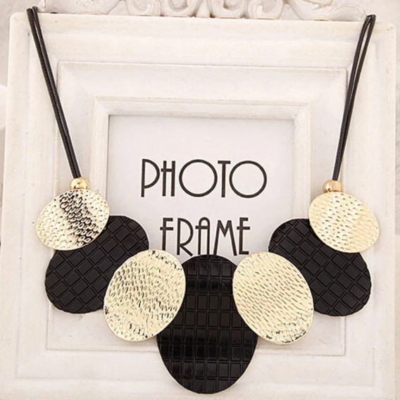 GARGANTILLA NEGRO Y DORADO