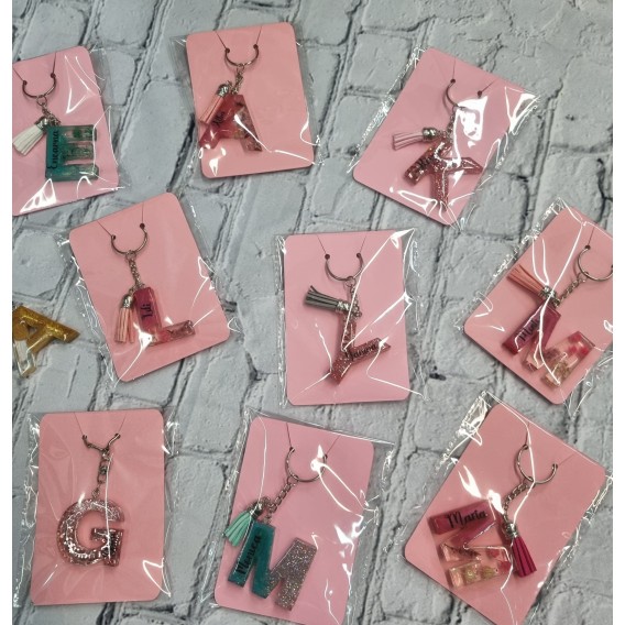 LLAVERO LETRA CON NOMBRE PERSONALIZADO