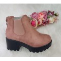 BOTIN ROSA
